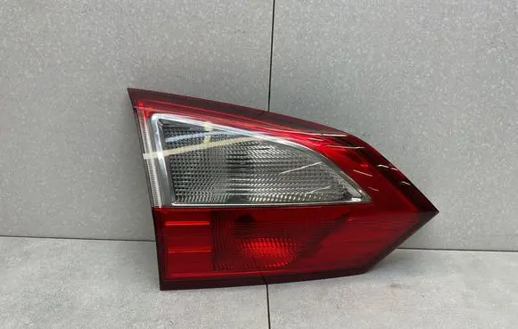 Ford Grand C-MAX Tailgate rear/tail lights