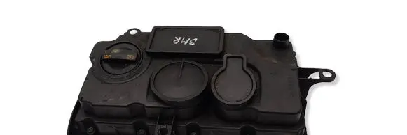 Volkswagen Touran I Rocker cam cover 03G103469L