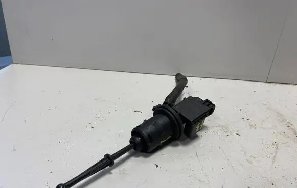 Audi A3 S3 8P Clutch master cylinder KG15065