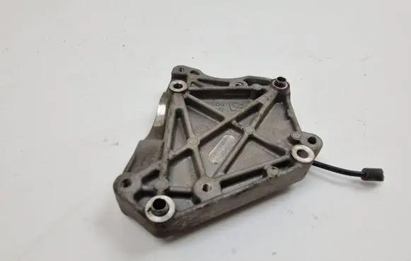 Fiat 500X A/C compressor mount bracket A5066B