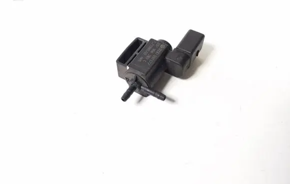 Audi Q5 SQ5 Turbo solenoid valve 037906283C