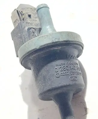 Volkswagen Polo III 6N 6N2 6NF Valve vacuum 0280142310 0280142311 051133517