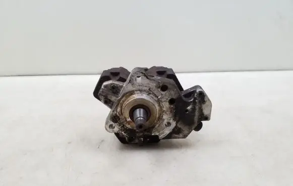 Renault Scenic II - Grand scenic II Fuel injection high pressure pump 8200108225