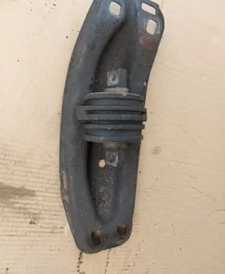 Mercedes-Benz CLK A208 C208 Engine mount bracket 74269