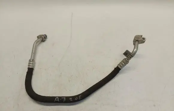 Air conditioning (A/C) pipe/hose