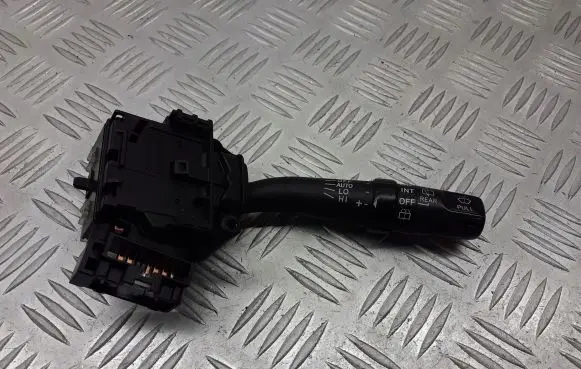 Toyota Avensis Verso Wiper switch 84652-05170