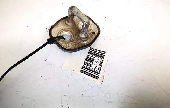 Citroen C4 I Rear door lock loop/hook striker 