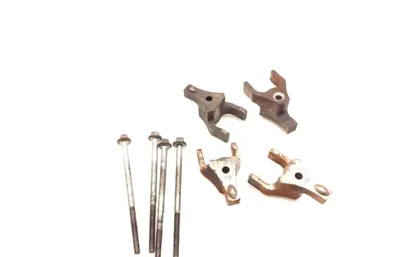 Jaguar XE Fuel Injector clamp holder 204DTD
