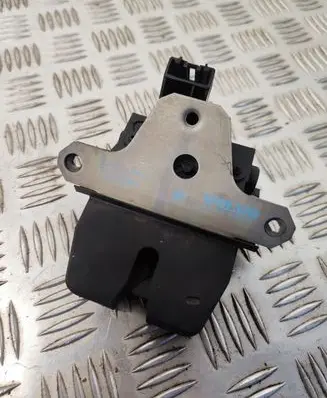 Volvo V40 Tailgate/trunk/boot lock/catch/latch 31335870