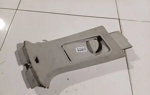 Volkswagen Golf Plus (B) pillar trim (top) 5M0867286C 5M0.867.286C