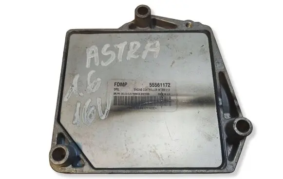 Opel Astra H Engine control unit/module ECU 55561172 MT35E23
