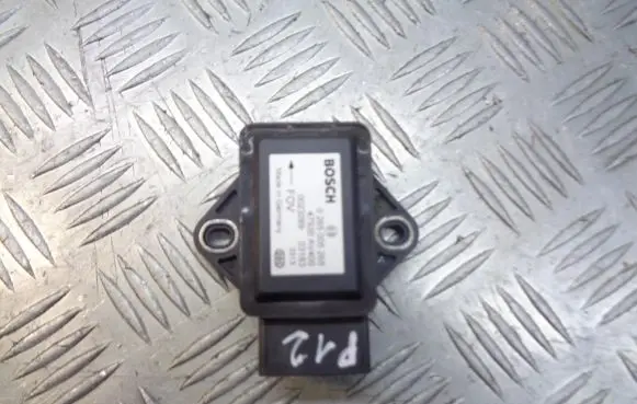 Nissan Primera ESP (stability system) control unit 47930-AV400