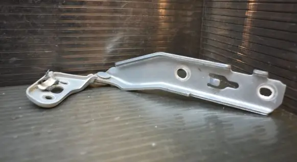 Audi A6 Allroad C6 Engine bonnet/hood hinges 