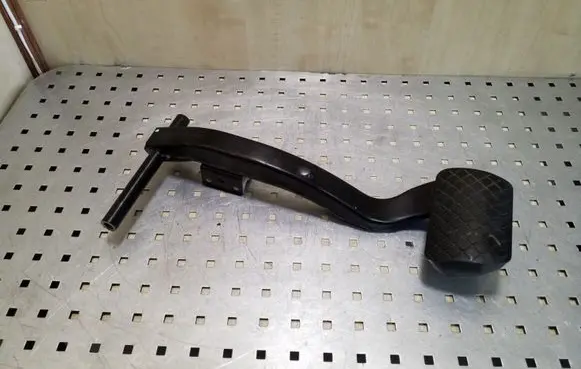 Brake pedal