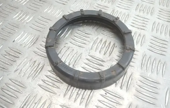 BMW 5 E34 In tank fuel pump screw locking ring/nut 1179636