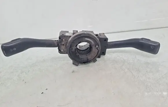 Volkswagen PASSAT B5 Wiper turn signal indicator stalk/switch 8L0953513