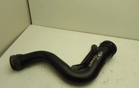 Skoda Superb B6 (3T) Air intake hose/pipe 1K0145762CK VD8126