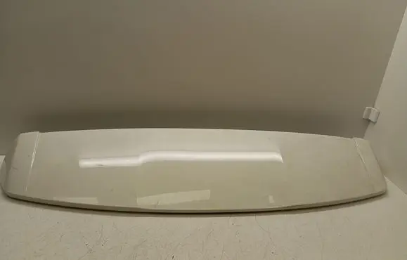 Tailgate/trunk spoiler