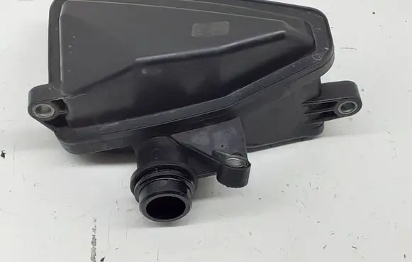 Mercedes-Benz ML W164 Intake resonator 6421400087
