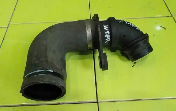 Alfa Romeo Giulietta Air intake duct part 