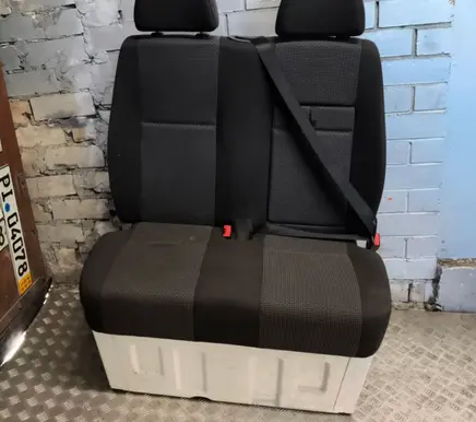 Mercedes-Benz Sprinter W906 Front double seat 