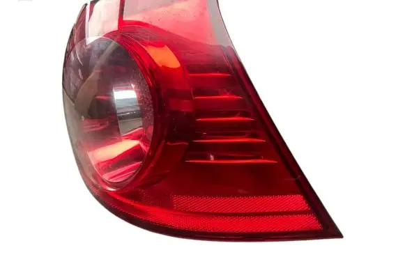 Volkswagen Golf V Rear/tail lights 1K6945095E 028490102B