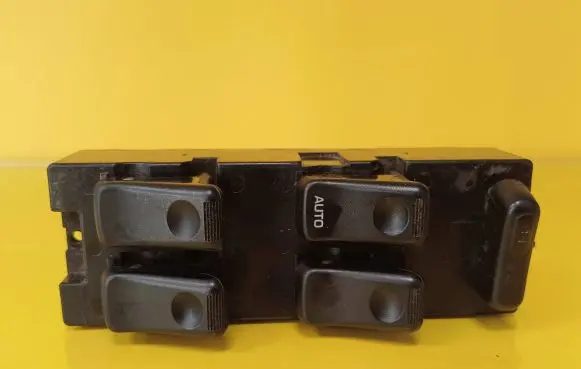 Mazda 626 Electric window control switch HG3066350 513540