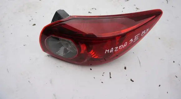 Mazda 3 III Rear/tail lights