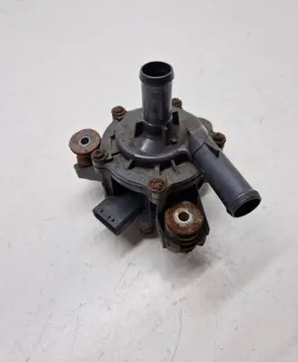 Toyota Prius (XW30) Electric auxiliary coolant/water pump G904048020 10E289898 10E2810122