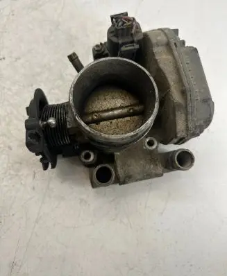Audi A4 S4 B5 8D Throttle valve