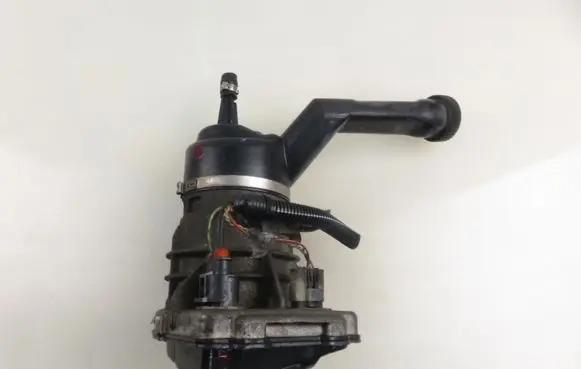 Citroen C4 Grand Picasso Power steering pump 9681594880
