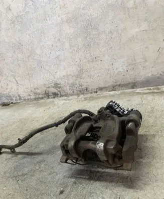 Ford Mondeo MK V Rear brake caliper