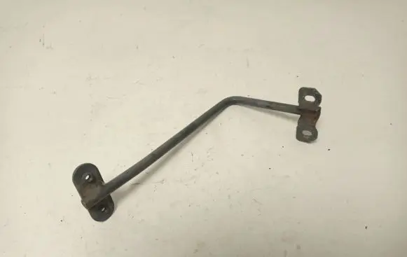 Mercedes-Benz C W204 Radiator support slam panel bracket A2048800164