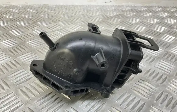 Volkswagen Eos Air intake duct part 03C129721D