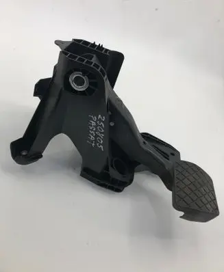 Volkswagen PASSAT B8 Brake pedal 5q1723058bn