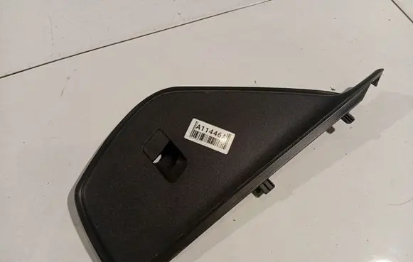 Opel Vectra C Dashboard side end trim 9180747