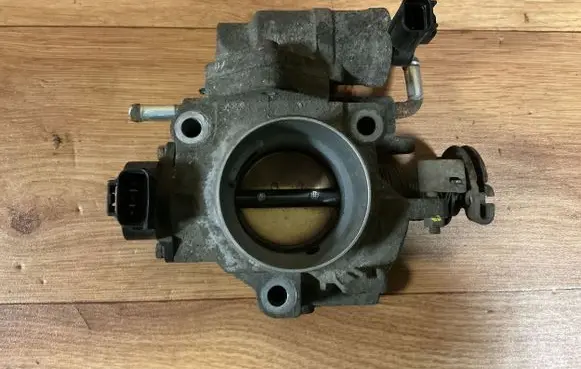 Mazda 3 I Throttle valve 