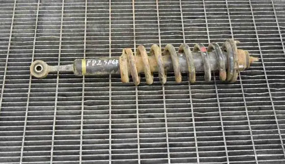 Toyota Hilux (AN10, AN20, AN30) Front shock absorber/damper