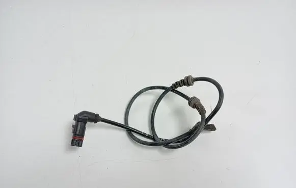 Mercedes-Benz C W204 ABS brake wheel speed sensor A2045400517