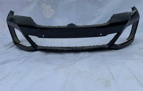 BMW 5 G30 G31 Front bumper 8098644