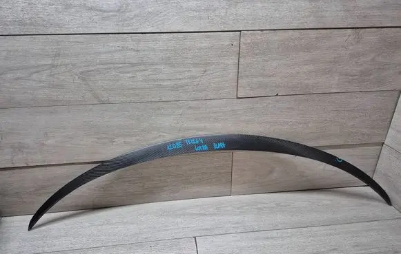 Tesla Model Y Tailgate/trunk spoiler 1627370-99-A