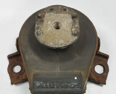 Mercedes-Benz A W176 Engine mount vacuum valve 