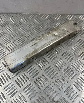 BMW 2 F46 Front bumper shock/impact absorber 7302521