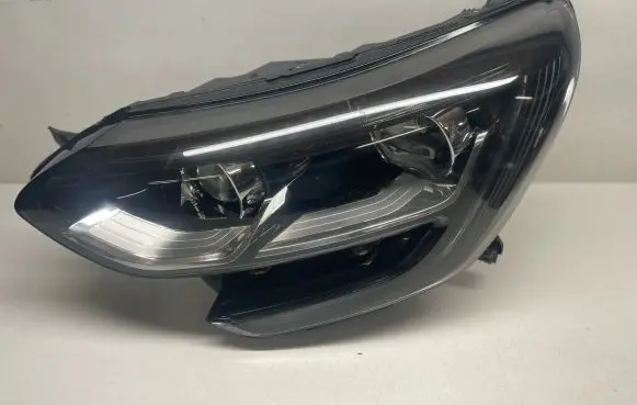 Renault Megane IV Headlight/headlamp 90089410 260601122R