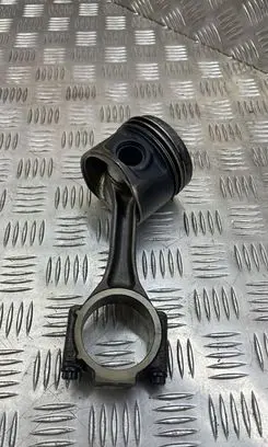Audi A6 S6 C6 4F Piston with connecting rod