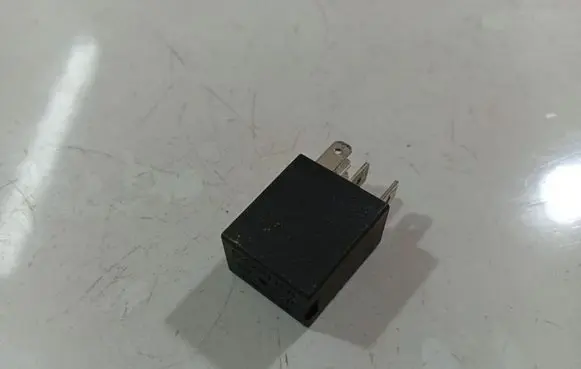 Renault Thalia I Other relay 7700414484