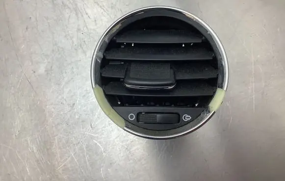Peugeot 308 Dash center air vent grill 9658515377 1005163