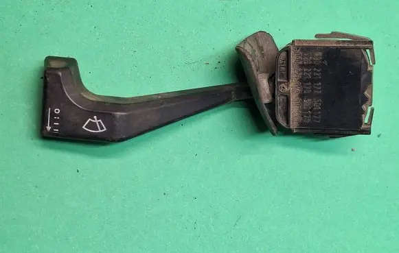 Opel Kadett E Wiper control stalk 090221177 090221176 090221175