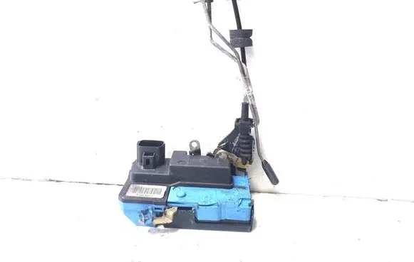 Volvo S60 Front door lock 30663042