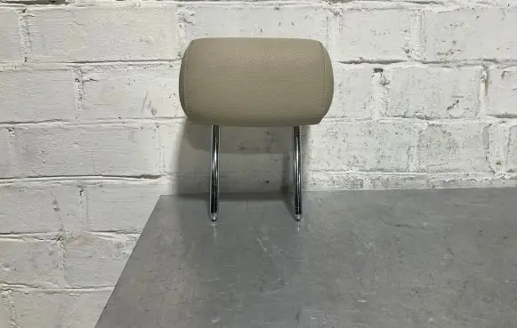 BMW 3 E92 E93 Rear seat headrest 